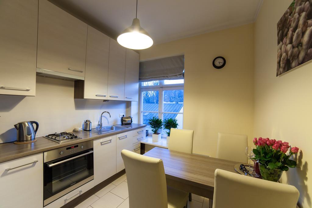 Place 4 You Apartments Krakow Bilik gambar
