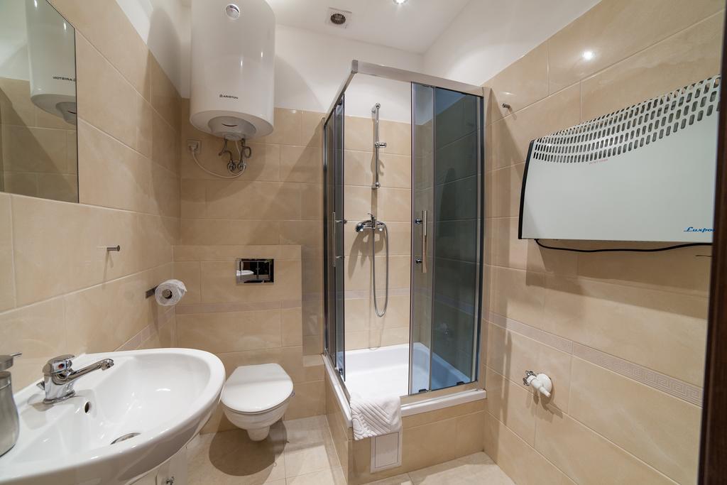 Place 4 You Apartments Krakow Bilik gambar