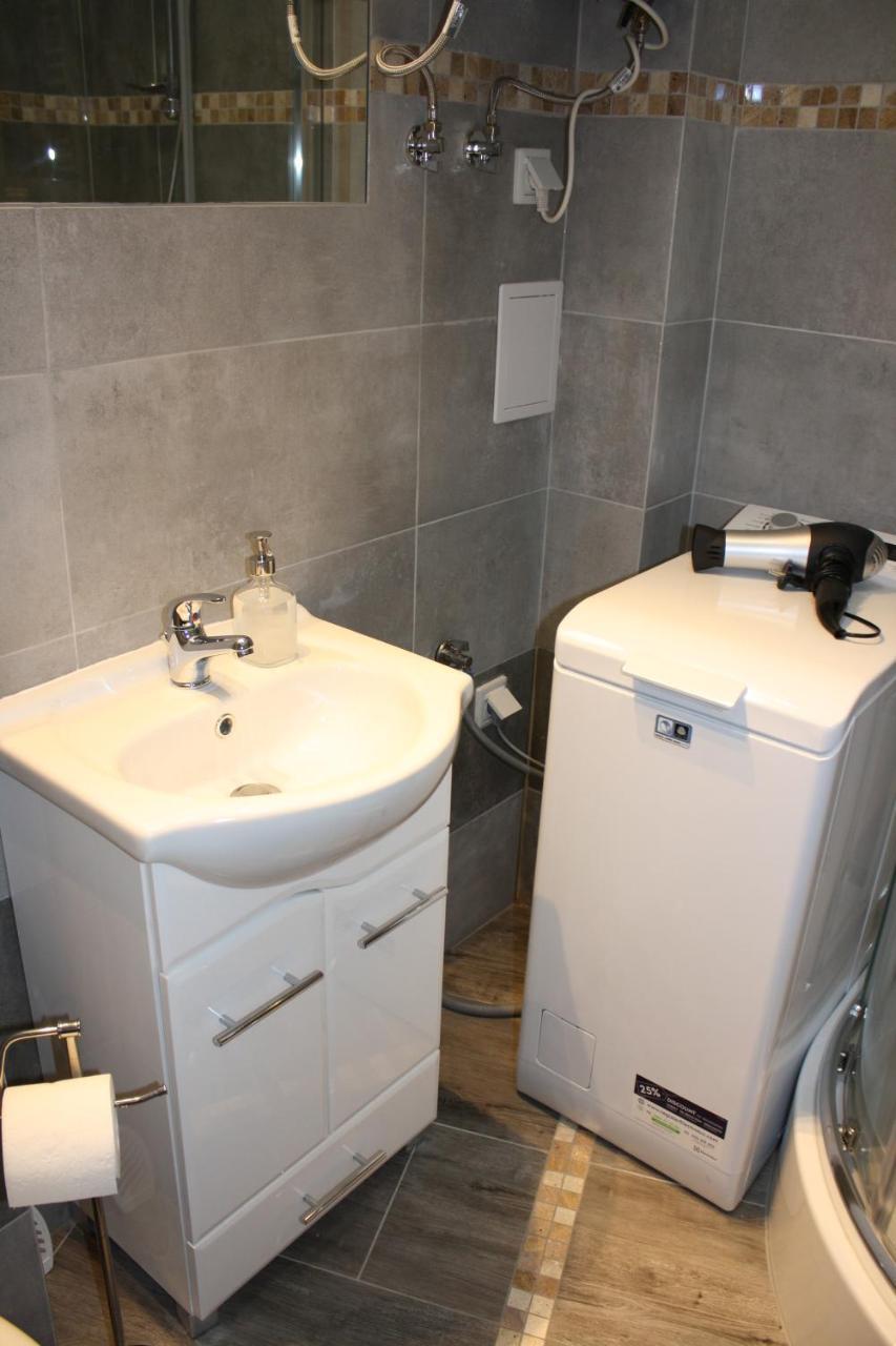 Place 4 You Apartments Krakow Luaran gambar